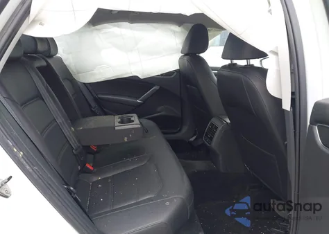 2017 Volkswagen Passat 1.8T Se z USA, uszkodzony, nr VIN 1VWGT7A30HC000658